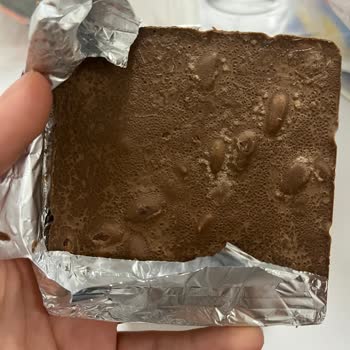 Nestle Bozuk Çikolata Satışı