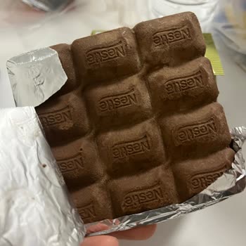 Nestle Bozuk Çikolata Satışı
