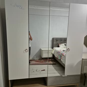 İstikbal Mobilya Sıfır Dolapta İkinci El Kapak