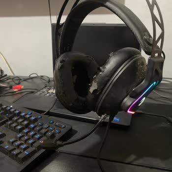 Gamepower Kulaklığımın Pedleri Soyuluyor