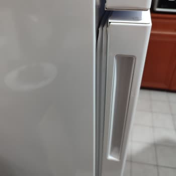 İyi Çalışmalar; 1-Regal Marka Buzdolabımın Üstünün -18'de Ve Alt K