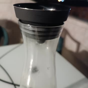 WMF Sürahi Kapağı Oturmuyor