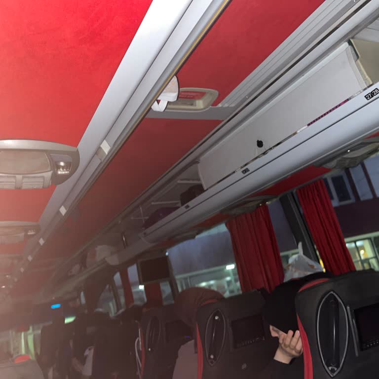 Yeşil Erciş Seyahat Otobüste Mağdur Bırakıldık