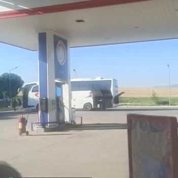 Buzlu Turizm Otobüs Arızalandı Üç Saattir Bekliyoruz