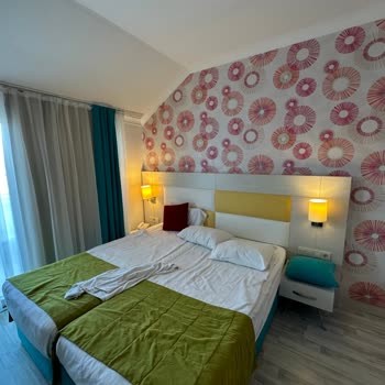 Çağla Tur Paramızı İade Etmiyor Personeli Çok Kaba Ve Dalga Geçiyor