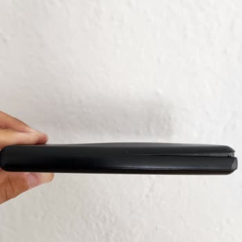 Spigen Powerbank Şişti Ve Kapasitesi Azaldı