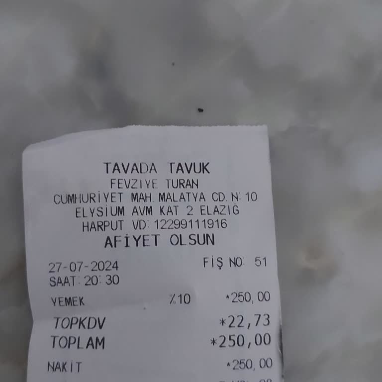 Elazığ Elysium AVM'de Tavada Tavuk'ta Hizmet Sıkıntısı!