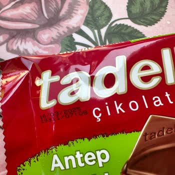 Tadelle Çikolata Sagra Üreticisinin İçinden Kömür Gibi Bir Şey Çıktı