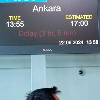 Ajet İle Uçuş Kabusu: 8 Saat Bekletildik Ve Mağdur Edildik