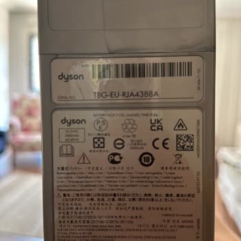 Dyson V12 Mobilya Altı Aparatı Sorunu