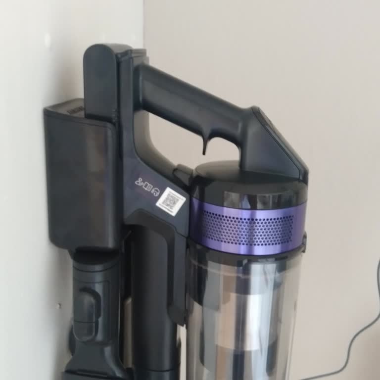 Esme Alışveriş Merkezi Kusurlu Ürün Dik Süpürge