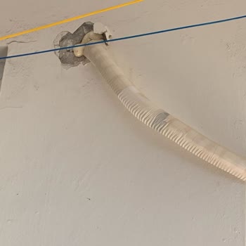 Daikin Klima Aşırı Özensiz Kurulum Ve İlgisiz Alakasız Montaj!