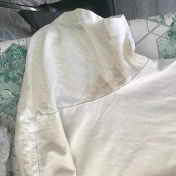 Yeni Alınan Beko Marka Çamaşır Makinesinde Sarı Leke Problemi