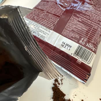Kahve Dünyası 100 Gr Paketli Türk Kahvesinden Beyaz Kurtçuklar Çıktı