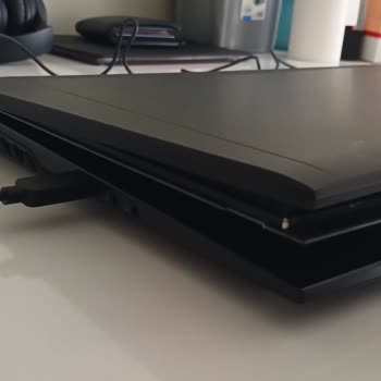 Monster Notebook Çerçevede Açılma Sorunu