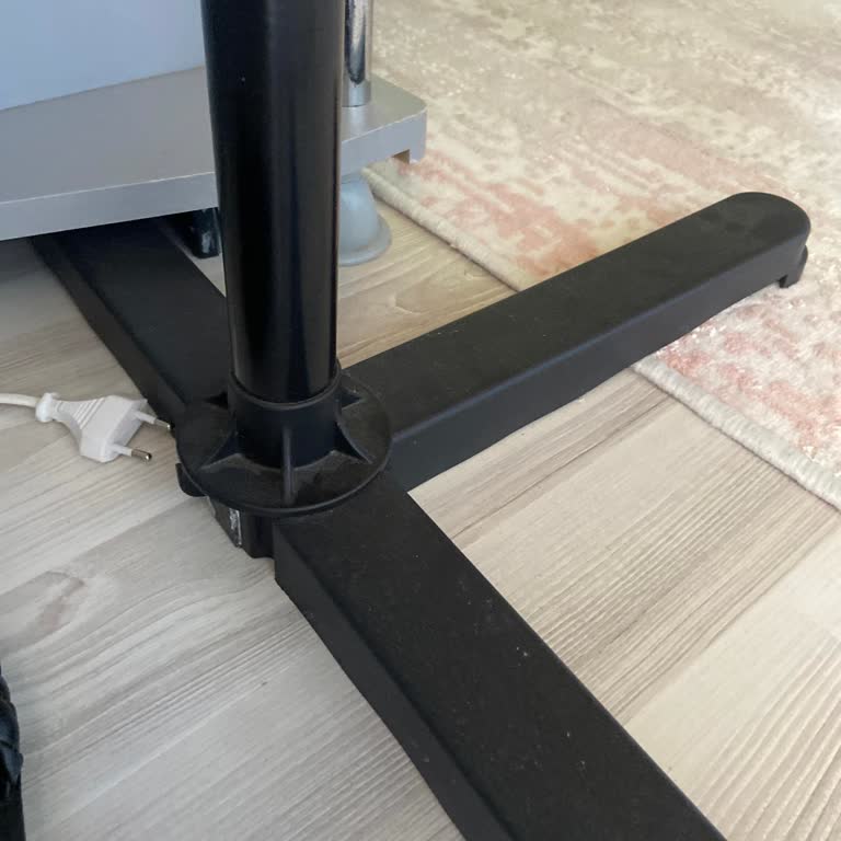 Kumtel Vantilatör Ayağı Kırıldı