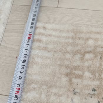 Pastel Halı Yanlış Ölçülerde Ürün.