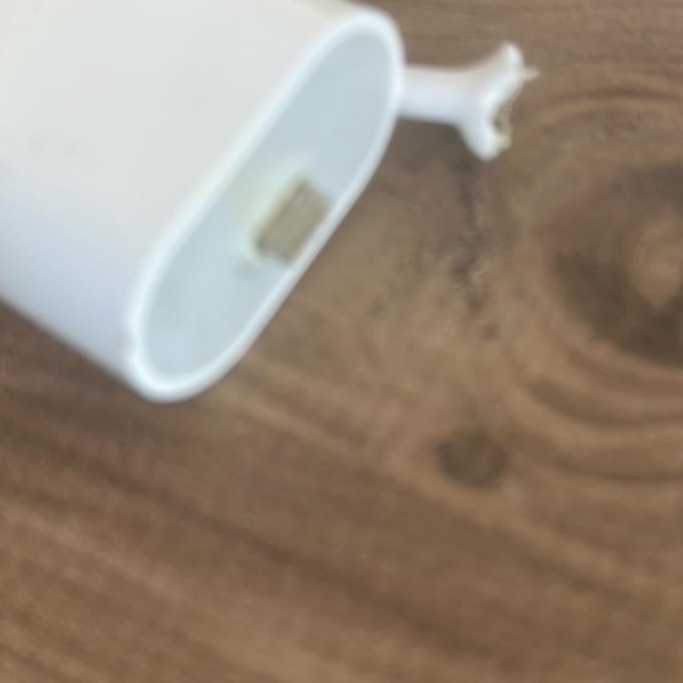 Smart City Suites Bozuk Prizler İlgisiz Otel!