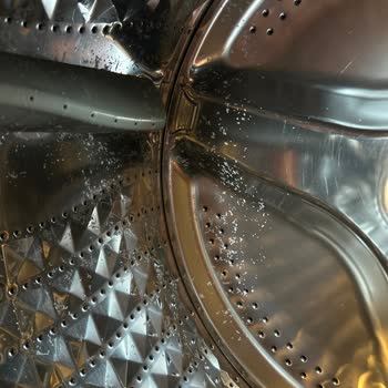 İşbir Yatak Kılıfının Yapışkan Yüzeyi Soyuldu