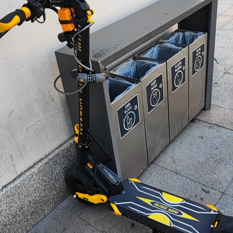 Cevahir AVM İstanbul Elektrikli Scooter'a Otopark Engeli: Koçtaş'ta Yaşanan Sorun