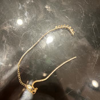 Uzak Işıklar Mağazaları Uzak Işıklar Saçmalığı