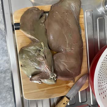 Migros Aldığımız Kuzu Ciğer 3 Günde Bozularak Yeşillendi!