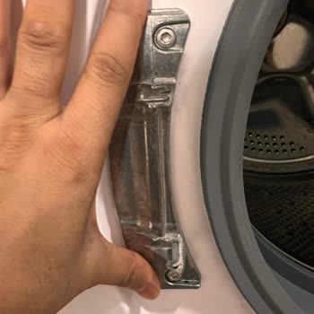 Vestel Çamaşır Makinesi Kapak Menteşesi Sorunu Ve Yüksek Servis Ücreti