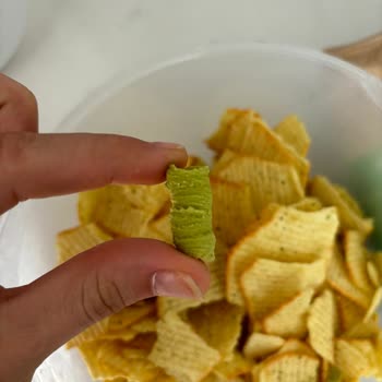 Lays Paketinden Çıkan Değişik Parça