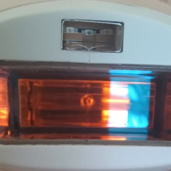 PHILIPS Ev Aletleri Philips Lumea BRI950 Başlık Çatlaması Garanti Kapsamında Değil