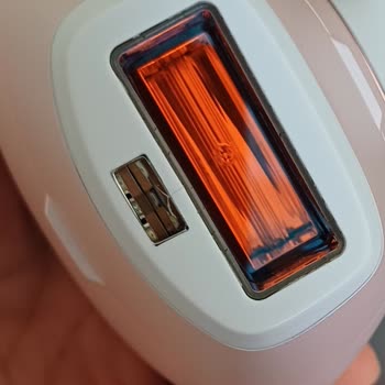 PHILIPS Ev Aletleri Philips Lumea BRI950 Başlık Çatlaması Garanti Kapsamında Değil