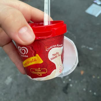 Algida Maraş Cupta Kaşık Yok.