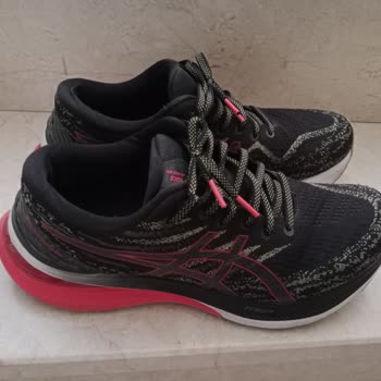 Asics Koşu Ayakkabı Şikayeti