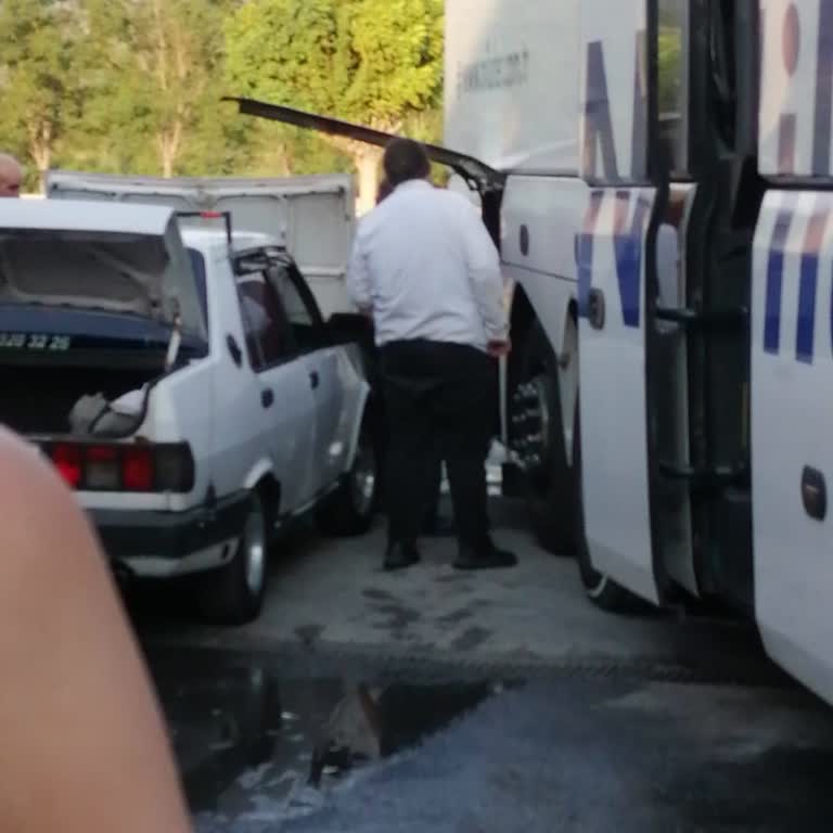 Nilüfer Turizm İle Seyahat Sorunları: Gaz Kokusu Ve Klimasız Yolculuk