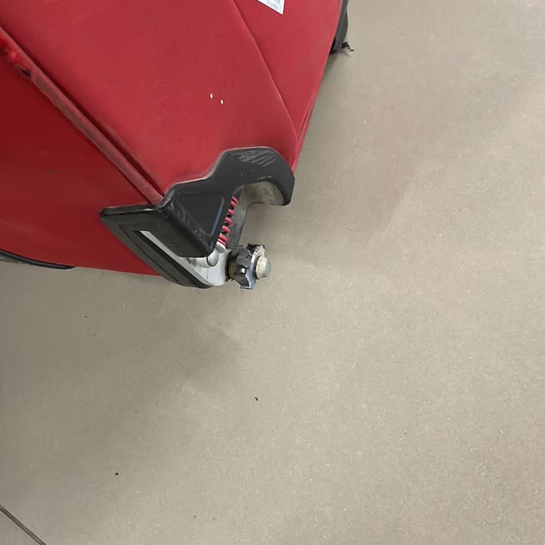 THY Hasarlı Valiz Alımı