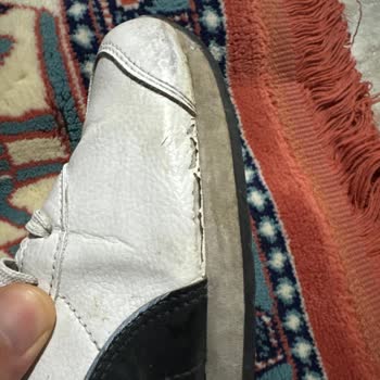 Puma Ayakkabımın Derisinde Yırtılma Sorunu