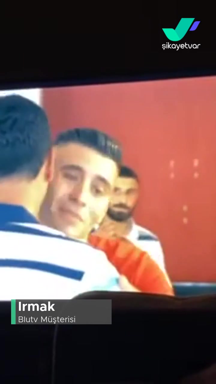 Blutv Televizyonda Donup Donup Durması videonun kapak resmi