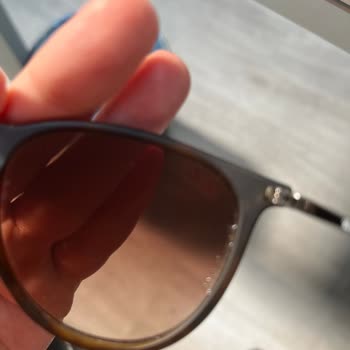 Atasun'dan Alınan Rayban Gözlük Camı Soyulması Hk.