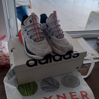 Boyner Adidas Koşu Ayakkabısında Hızlı Deformasyon Ve İade Sorunu