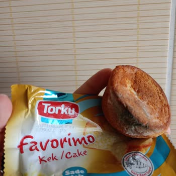 Torku Favorimo Kek Küflü Ve Kuru Çıktı