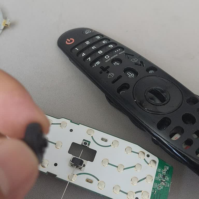 LG TV Kumandası Sihirli Kumanda Joystik Kırılması Kronik Arıza