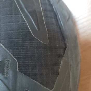 Salomon Garanti Sözünün Arkasında Durmuyor Ayakkabıları Kalitesiz