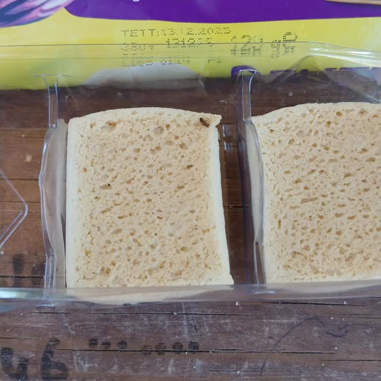 A101 Bisküvi Sinek Ölüsü Var