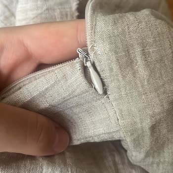 H&r Butik Yırtık Kokulu Yanlış Ürün