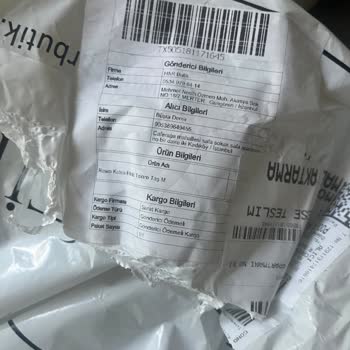 H&r Butik Yırtık Kokulu Yanlış Ürün
