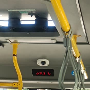 BURULAŞ B13 Otobüs Şoförleri Patates Soğan Taşıyor