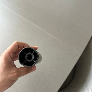 Enza Home Koltuk Kendi Olduğu Yerde Dökülüyor