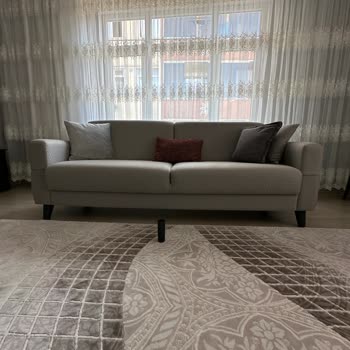 Enza Home Koltuk Kendi Olduğu Yerde Dökülüyor