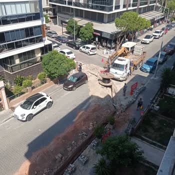 Gediz Elektrik'in Dikkatsiz Çalışmaları Güvenlik Tehlikesi Yaratıyor