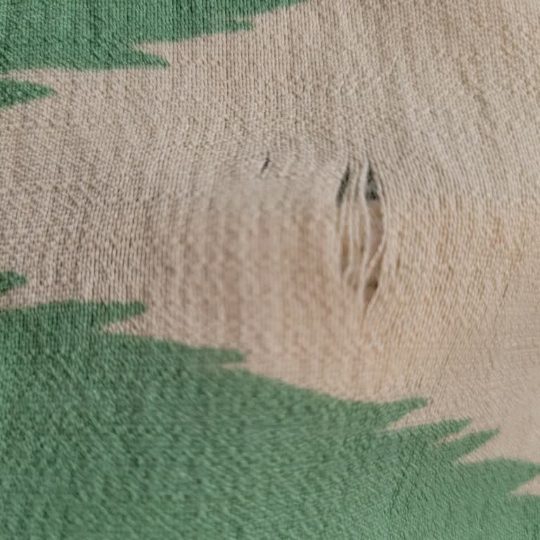 Albayrak Aysun Butik Aldığım Elbise Delik Çıktı