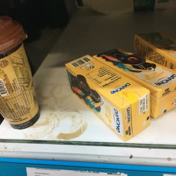 A101 Hijyenik Olmayan Bir Mağaza